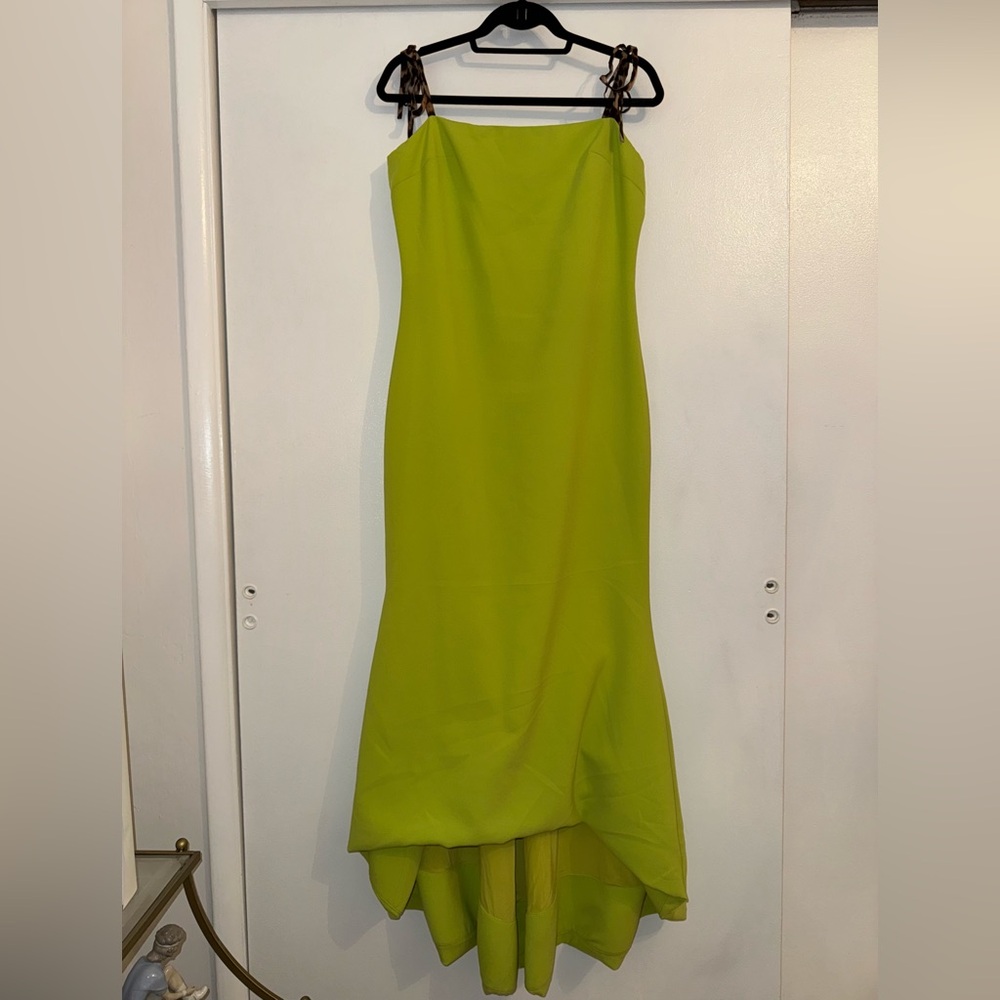 Elegant Lime Green Dress with Leopard Print Adjustable Shoulder Ties